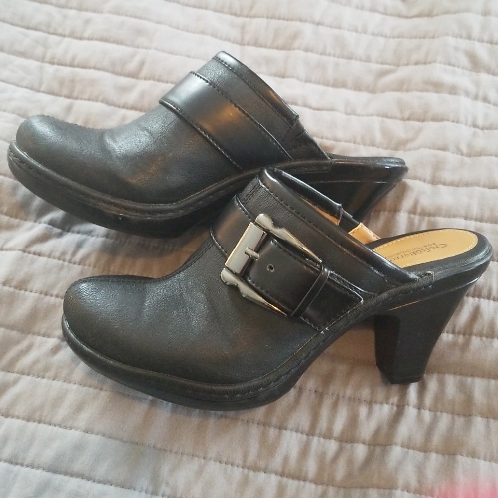 Clogs/Mules